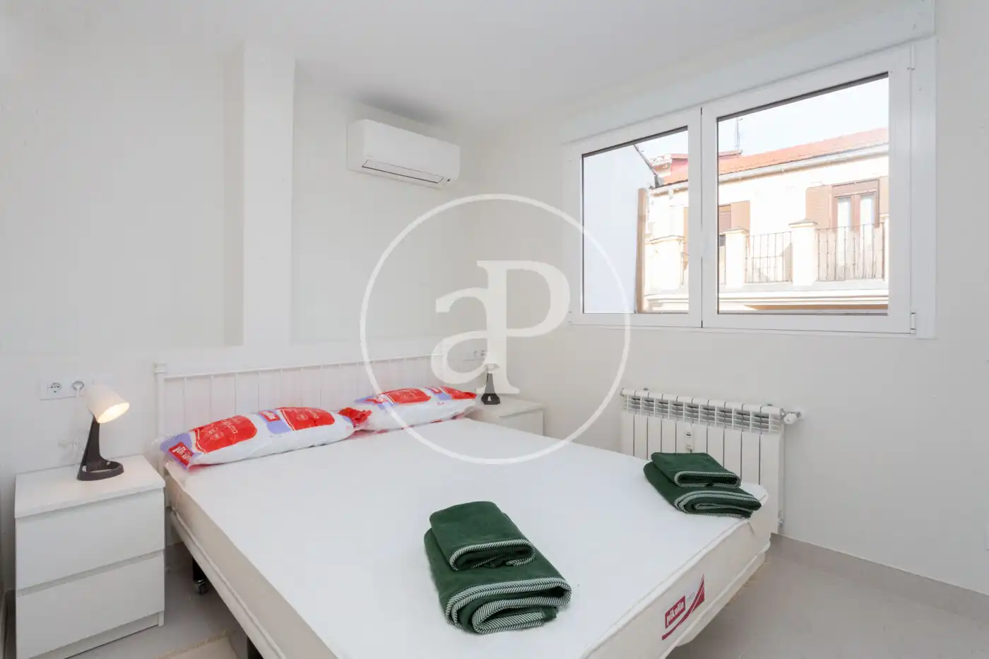 Schlafzimmer von Wohnung zur Miete in Madrid mit Klimaanlage, Heizung und Terrasse