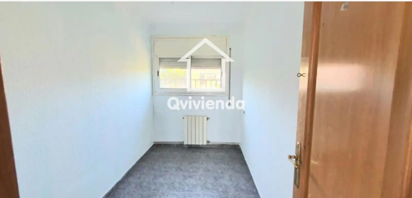 Bedroom of Flat for sale in Sabadell