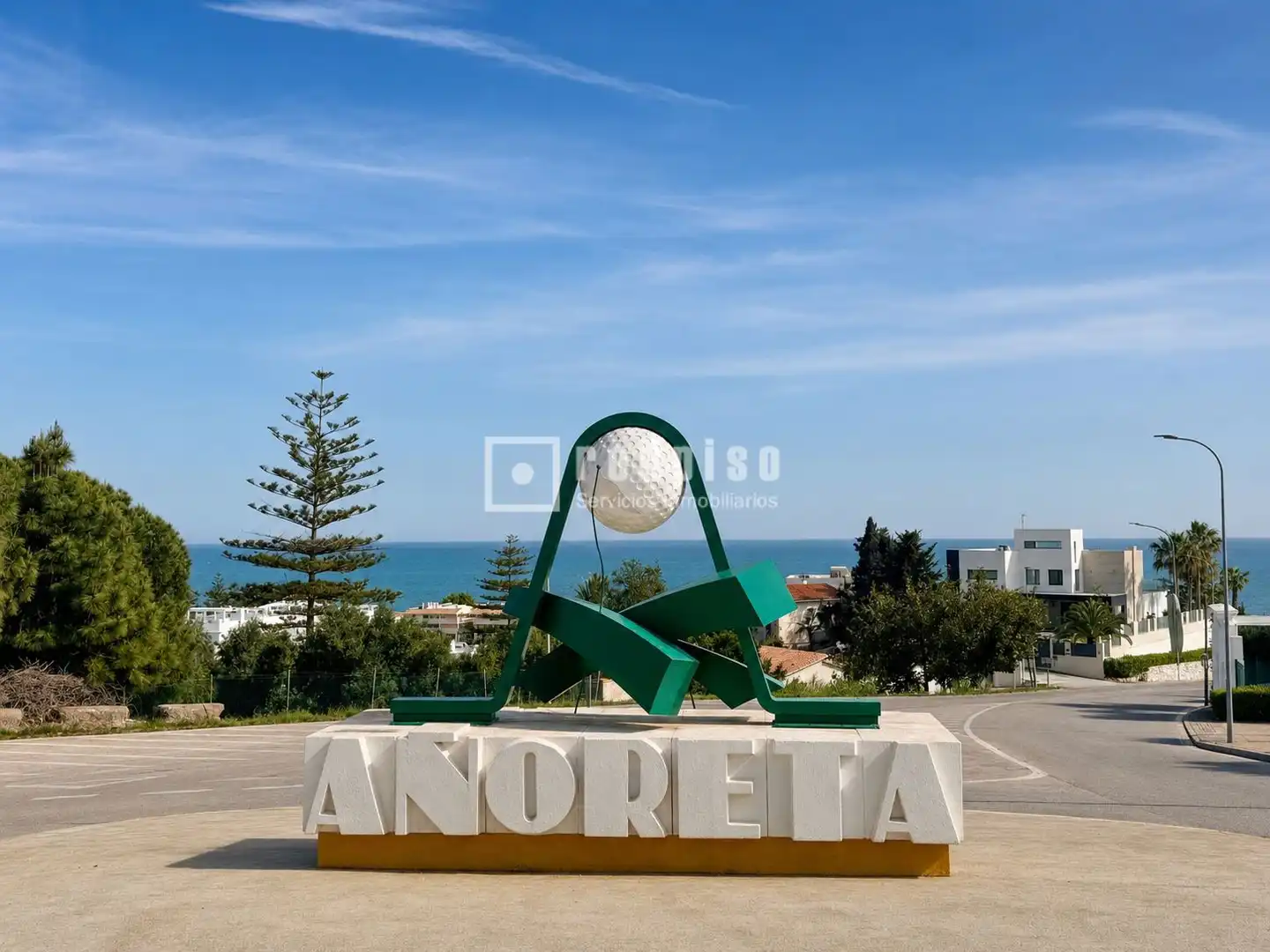 Vista exterior de Casa o chalet en venta en Rincón de la Victoria con Aire acondicionado, Terraza y Amueblado