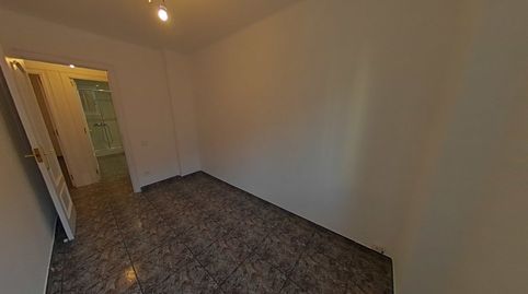 Foto 4 de Piso en venta en C/ Narcís Monturiol , Progrés, Rubí