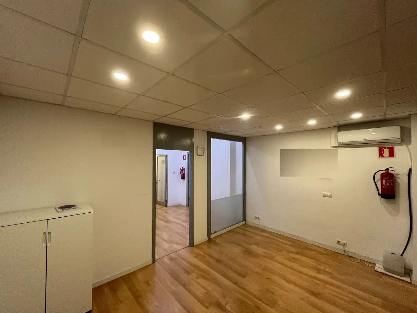 Local de alquiler en Girona con Aire acondicionado