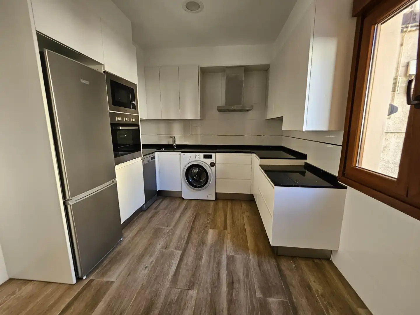 Cocina de Piso en venta en Abanto y Ciérvana-Abanto Zierbena con Calefacción
