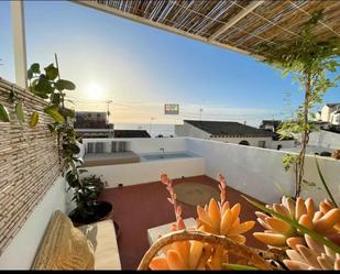 Vista exterior de Àtic en venda en Altea amb Aire condicionat, Calefacció i Terrassa