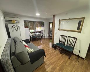 Living room of Flat for sale in  Madrid Capital  with Air Conditioner and Heating