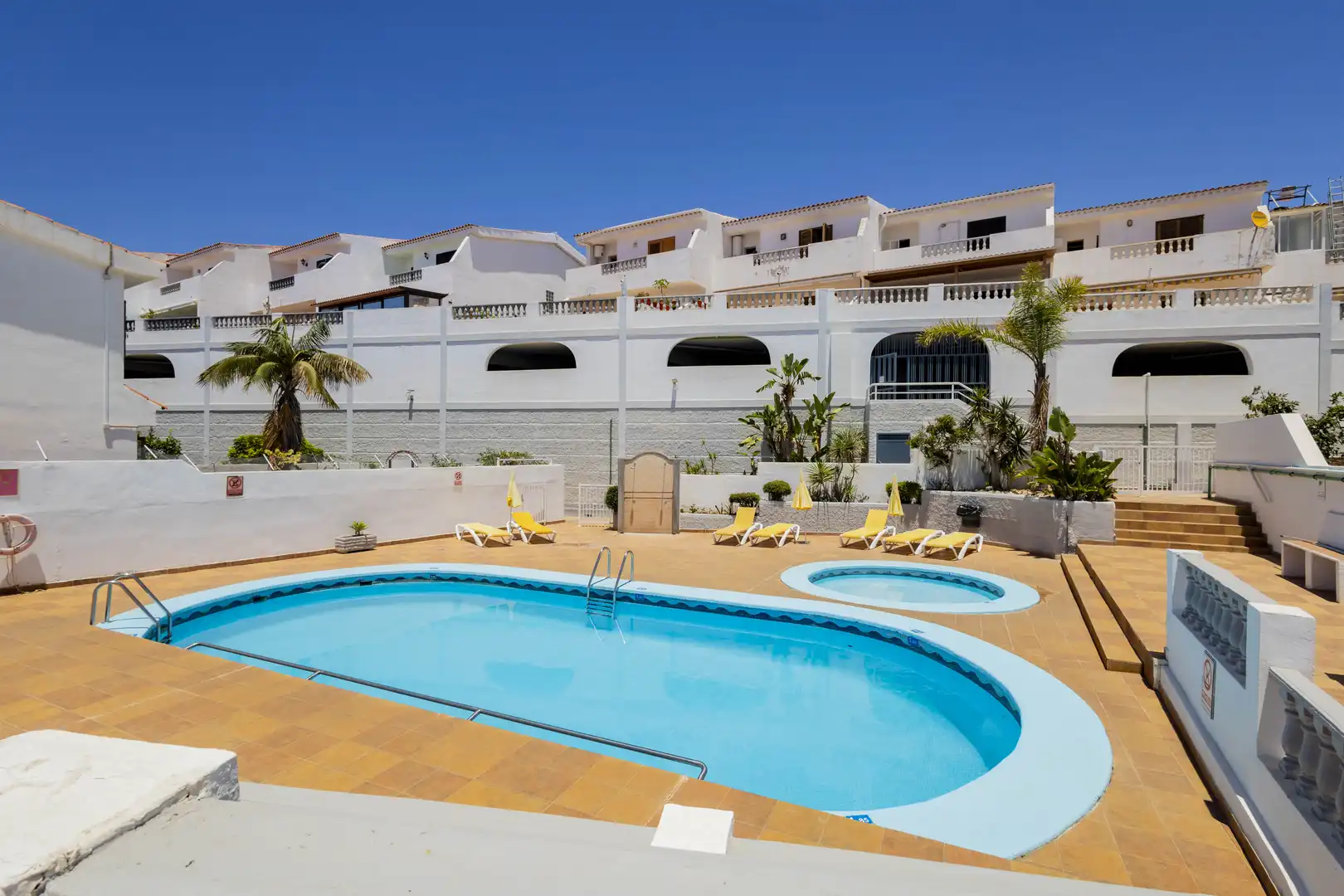 Piscina de Casa adosada en venta en El Rosario con Aire acondicionado, Jardín privado y Terraza