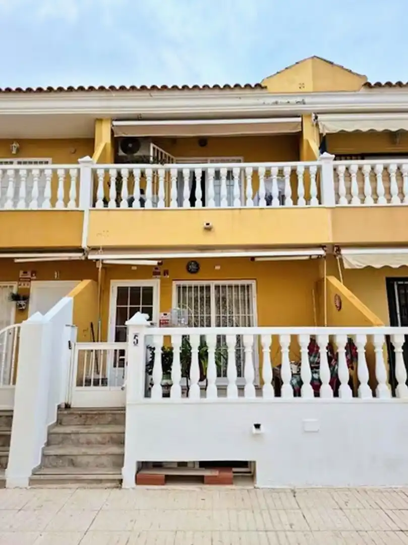 Balcony of Houses for sale in Cartagena  with Air Conditioner and Terrace