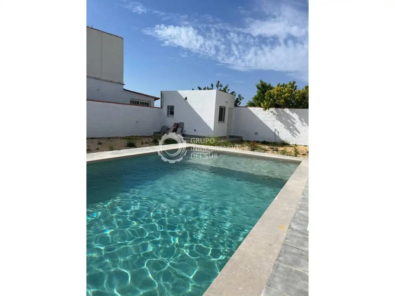 Chalet con piscina en venta en Los Franceses – La Vega