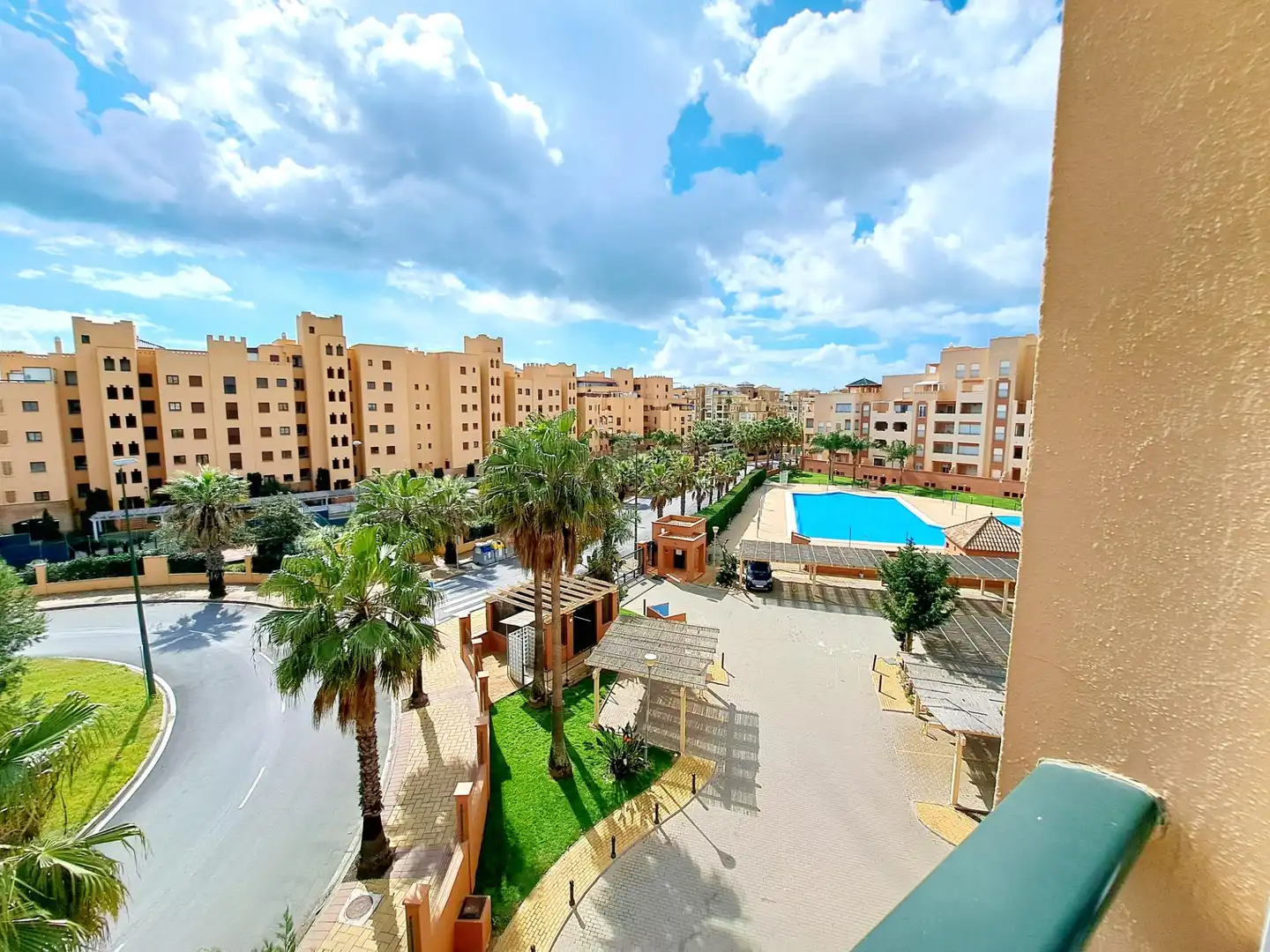 Apartament amb piscina en venda a Isla Canela, imagen 15