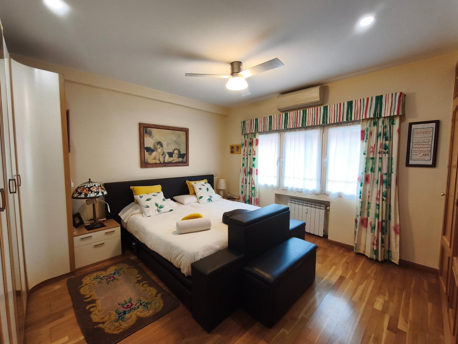 Habitación de Piso en venta en  Madrid Capital con Calefacción