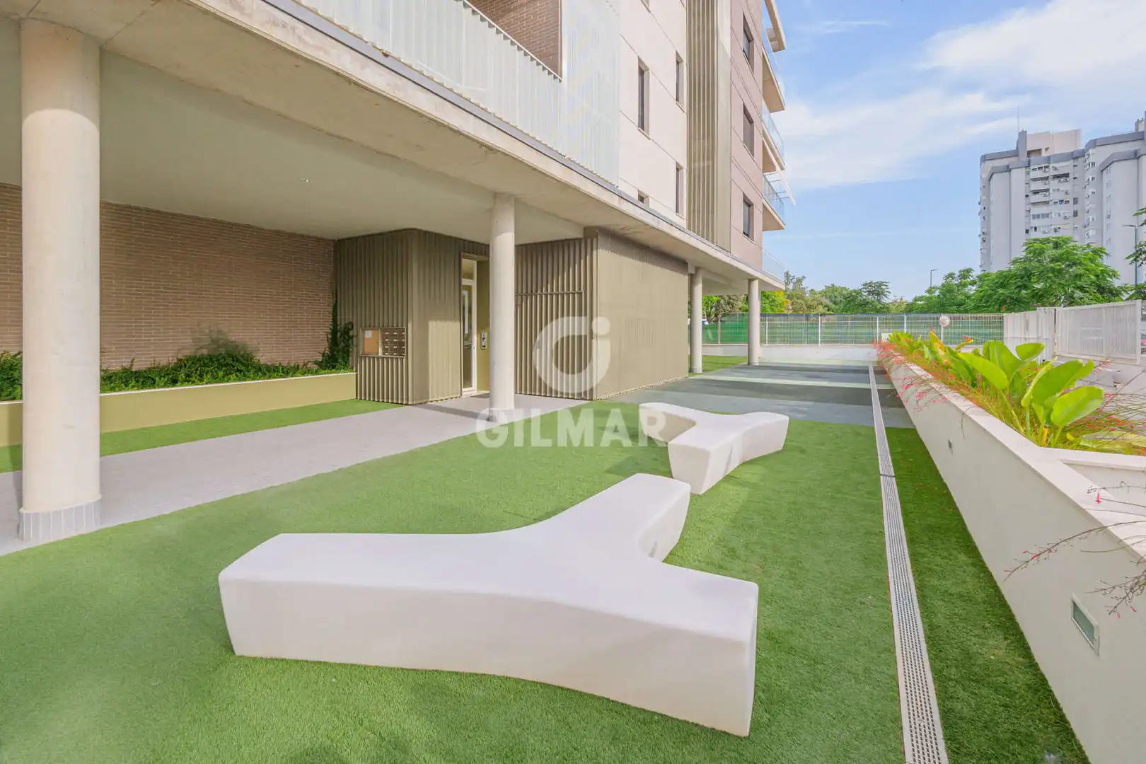 Terraza de Ático en venta en Sevilla con Calefacción, Jardín privado y Piscina