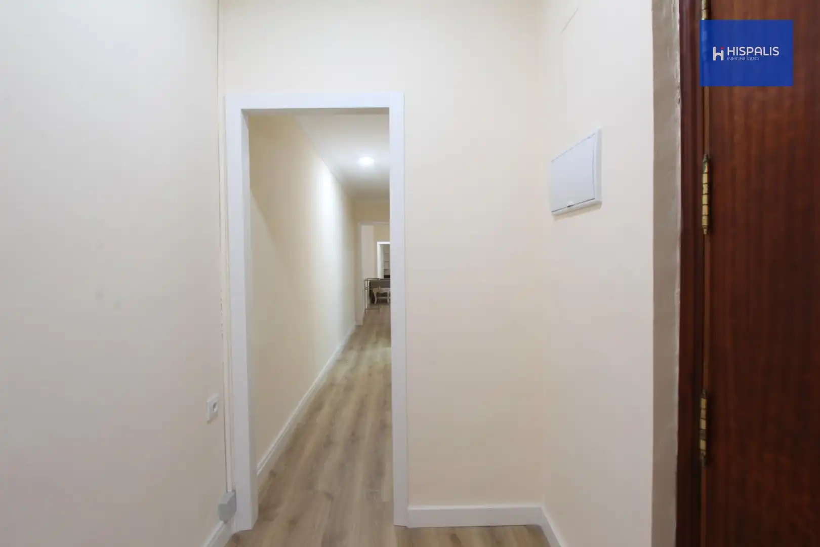 Ground floor for sale in Sevilla  with Air Conditioner and Heating