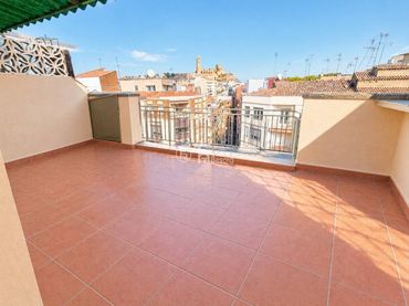 Àtic amb balcó en venda a Cappont