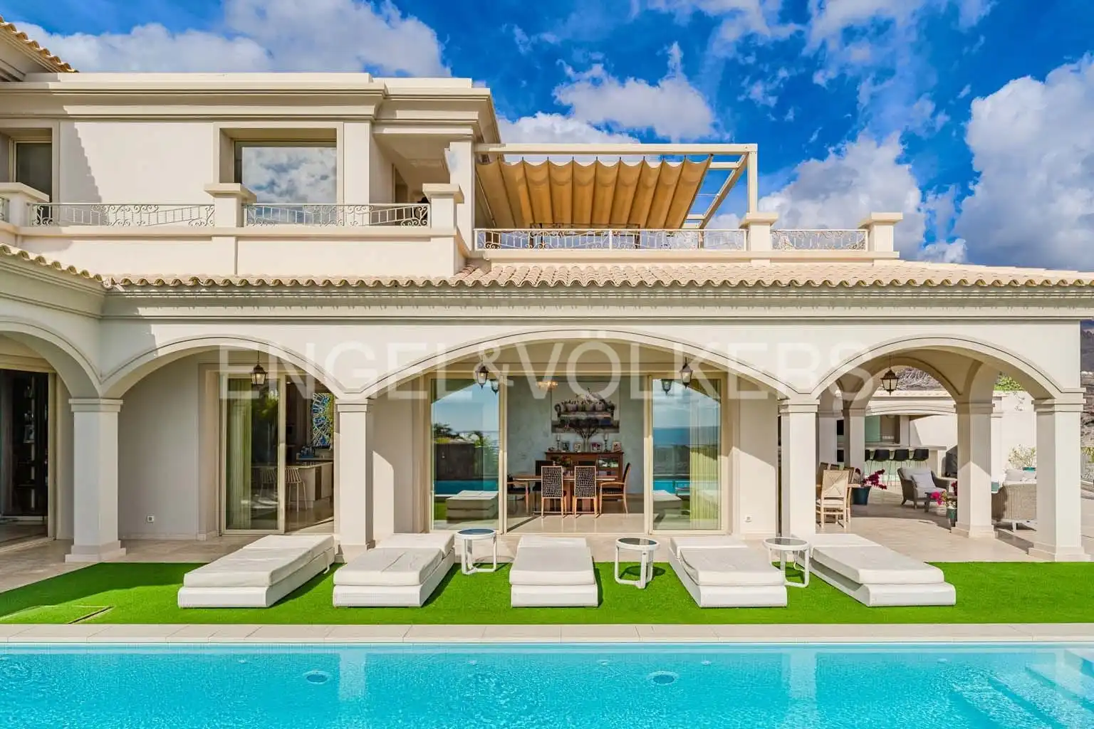 Terrassa de Casa o xalet en venda en Adeje amb Aire condicionat, Terrassa i Piscina