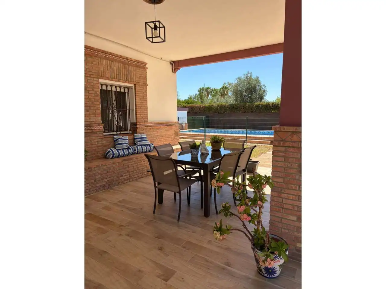 Chalet con piscina en venta en Urbanizacion Celada, imagen 2