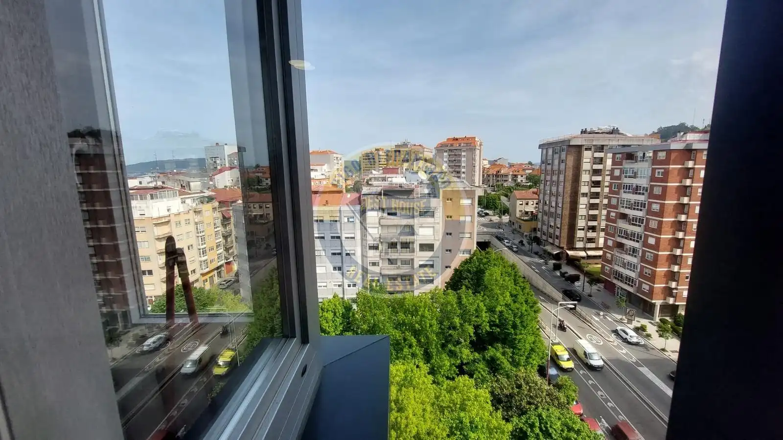 Vista exterior de Pis de lloguer en Vigo  amb Calefacció, Terrassa i Traster