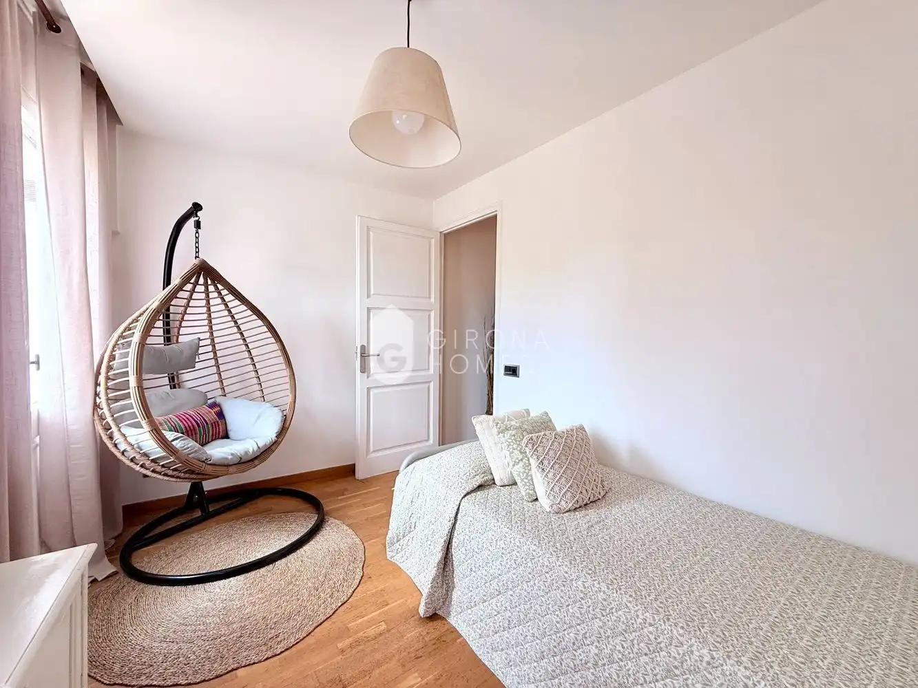 Habitación de Piso en venta en Girona con Terraza y Trastero