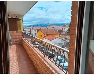 Exterior view of Flat to rent in Villarcayo de Merindad de Castilla la Vieja  with Heating, Terrace and Furnished