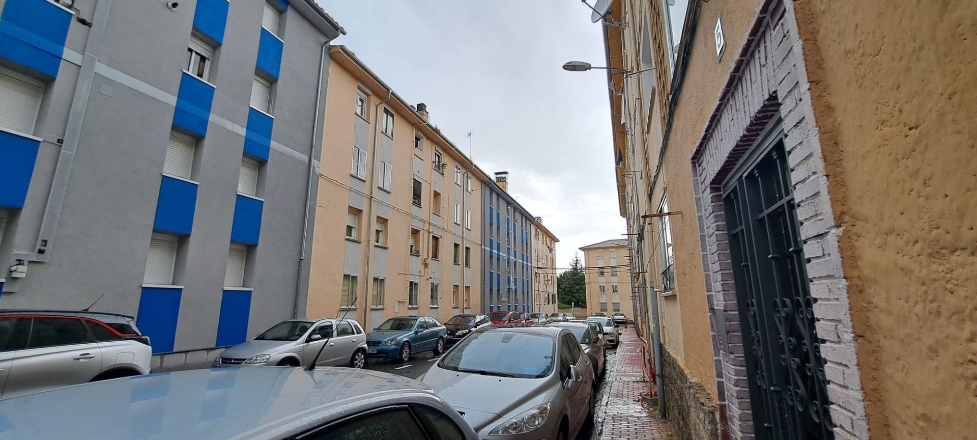 Vista exterior de Piso en venta en Ávila Capital con Calefacción, Terraza y Amueblado
