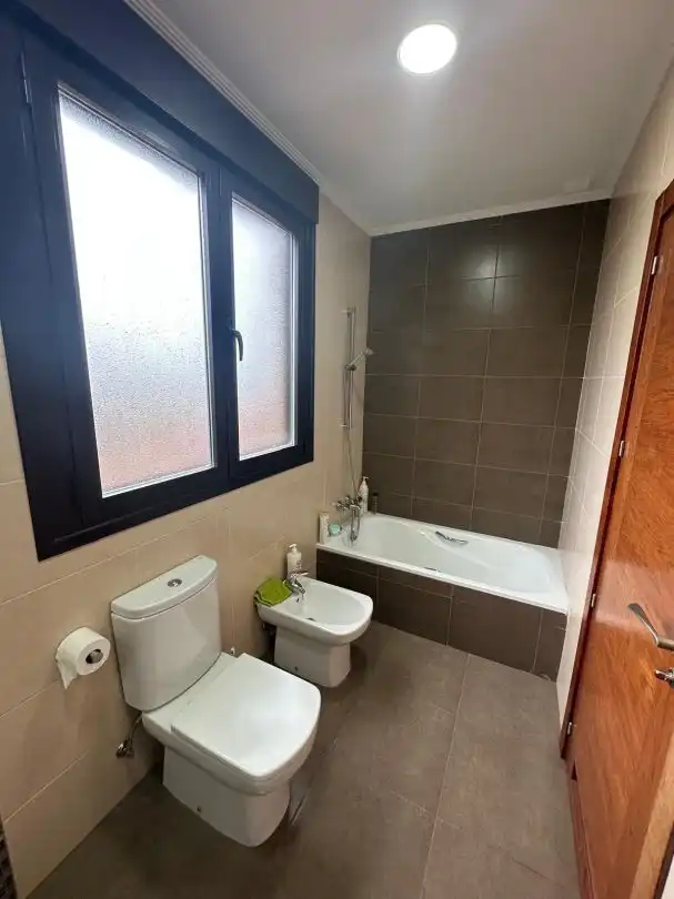 Baño de Casa o chalet en venta en Elburgo / Burgelu con Calefacción, Jardín privado y Terraza