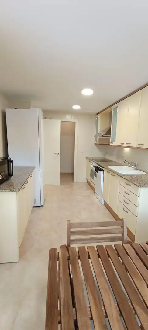 Cocina de Apartamento en venta en Sant Feliu de Guíxols con Aire acondicionado, Calefacción y Terraza