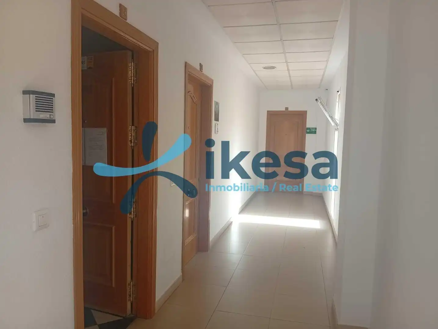 Local comercial en venta en El Parador de las Hortichuelas, imagen 4