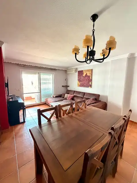 Sala d'estar de Pis en venda en Marbella amb Jardí privat, Terrassa i Piscina