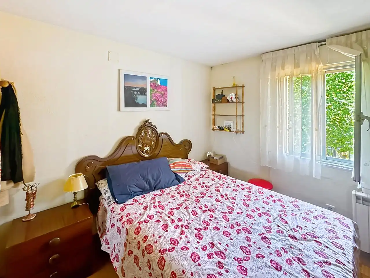 Habitación de Piso en venta en Madrid con Calefacción, Terraza y Amueblado