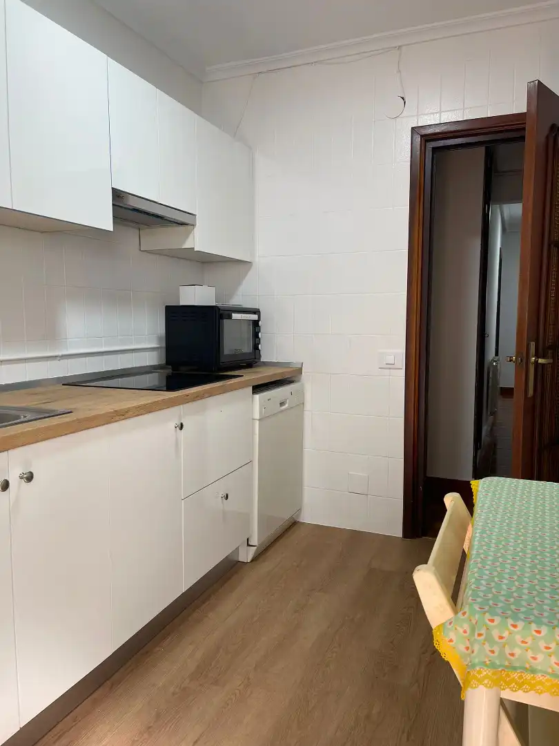 Cocina de Piso de alquiler en Plasencia con Aire acondicionado, Calefacción y Terraza