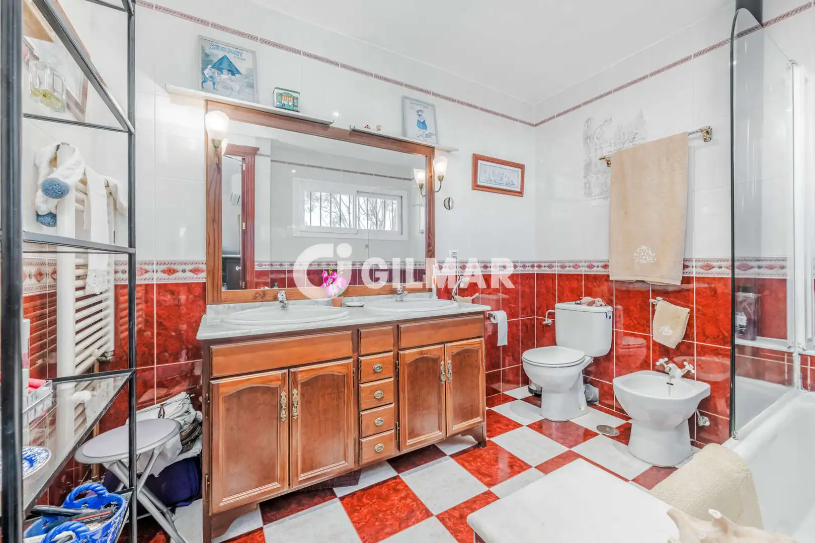 Baño de Casa adosada en venta en Gelves, Sevilla