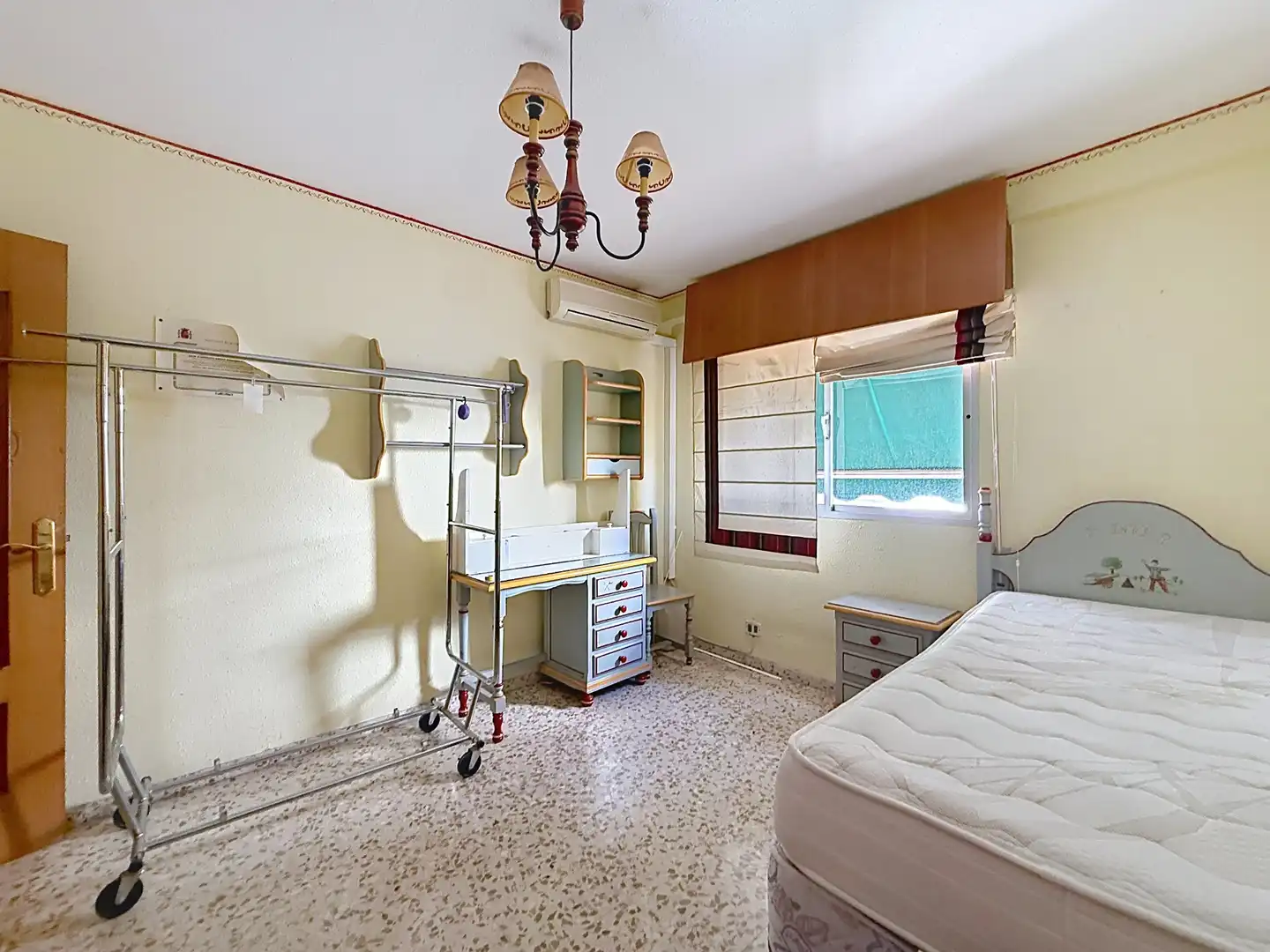 Habitación de Piso en venta en Málaga con Aire acondicionado, Terraza y Amueblado