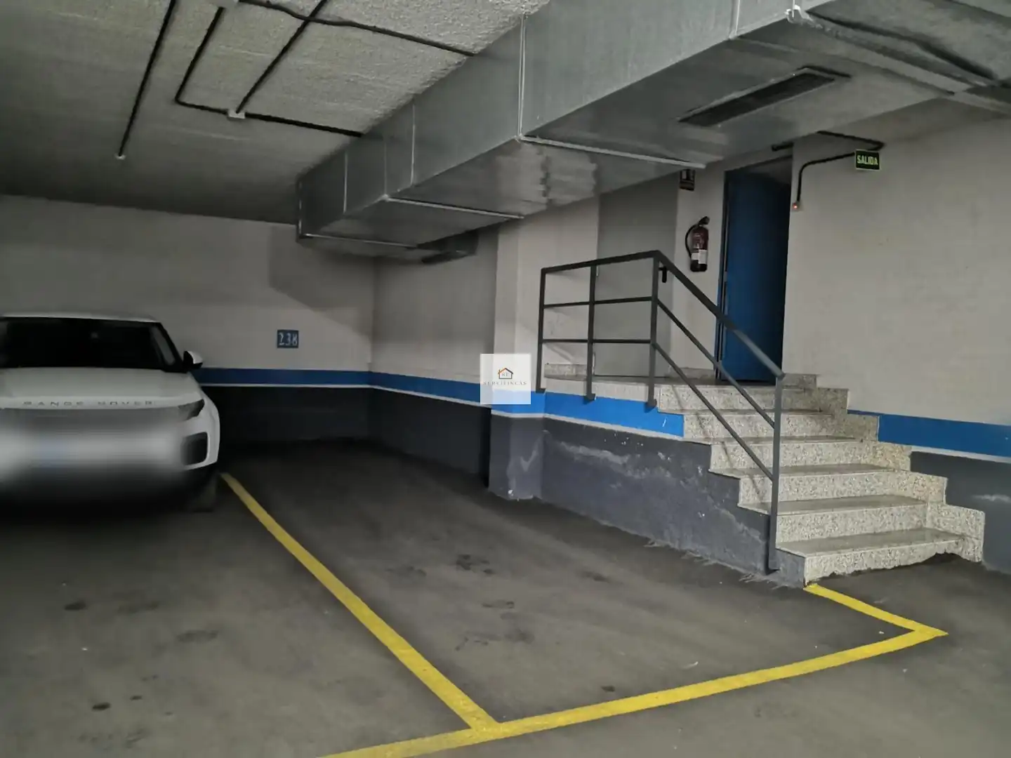 Parking de Piso de alquiler en Madrid con Aire acondicionado, Calefacción y Parquet
