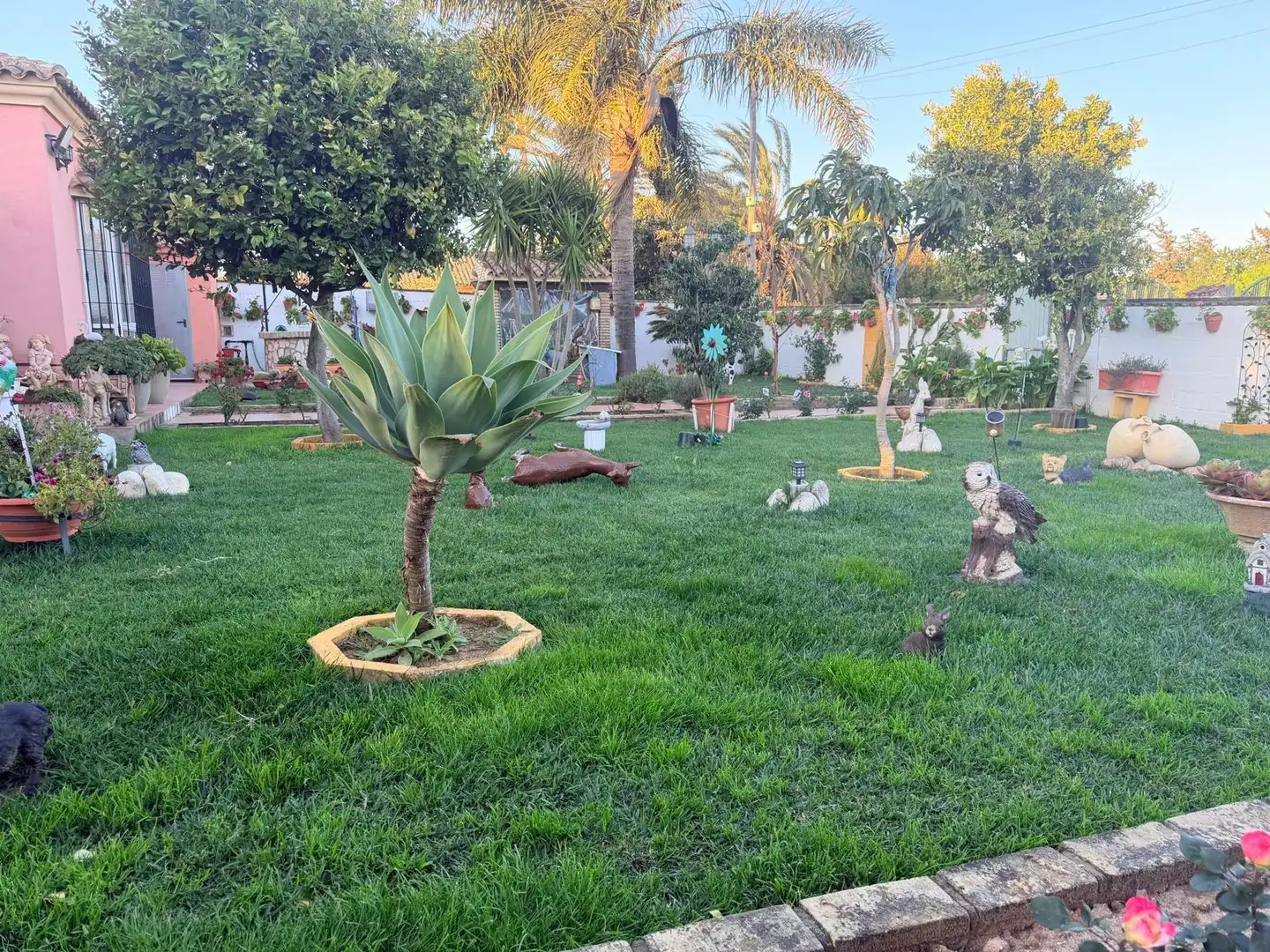 Jardí de Casa o xalet en venda en Chiclana de la Frontera amb Aire condicionat, Jardí privat i Traster