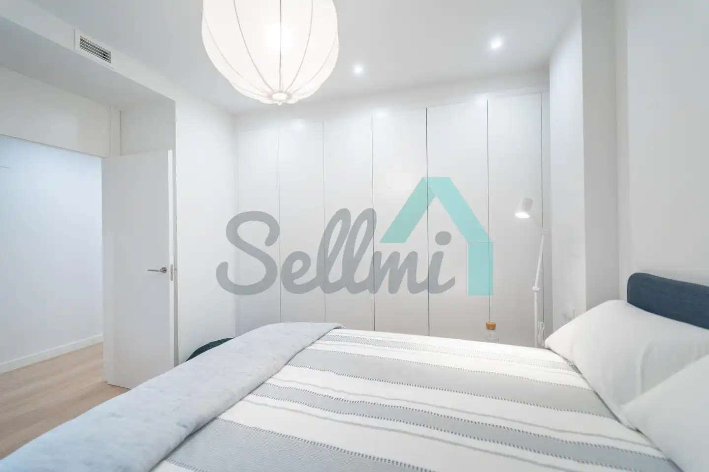 Wohnung zur Miete in Cervantes, Plaza de América
