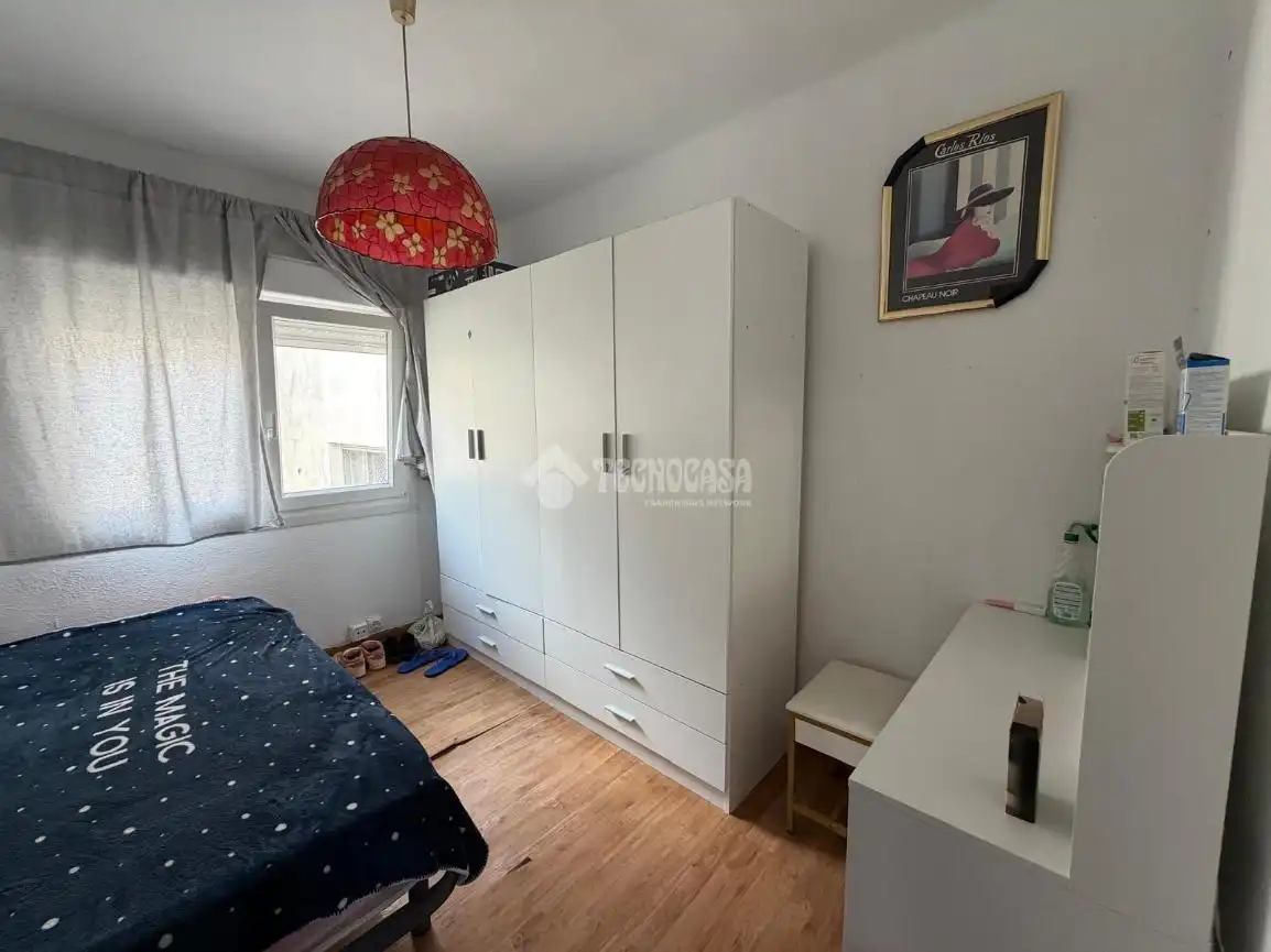 Habitación de Piso en venta en Zaragoza con Calefacción, Parquet y Terraza