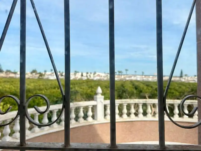 Villa con giardino in vendita a Presidente de la Generalitat 279, imagen 44