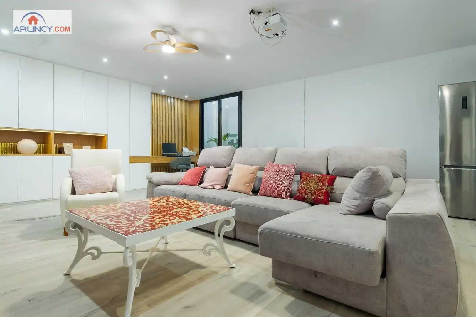 Sala de estar de Casa adosada en venta en Dos Hermanas con Aire acondicionado, Jardín privado y Terraza