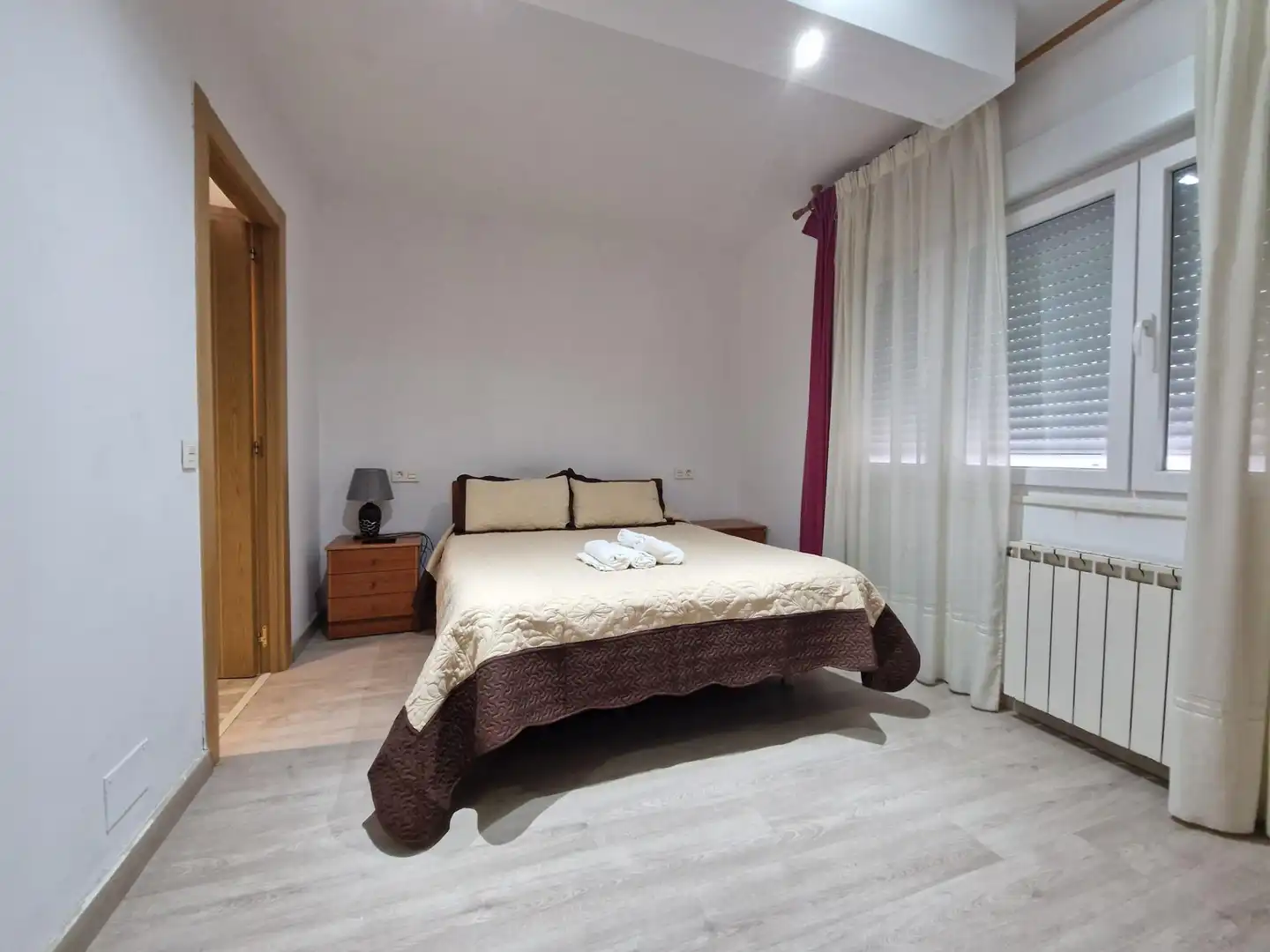 Schlafzimmer von Gebäude zur Miete in Outes