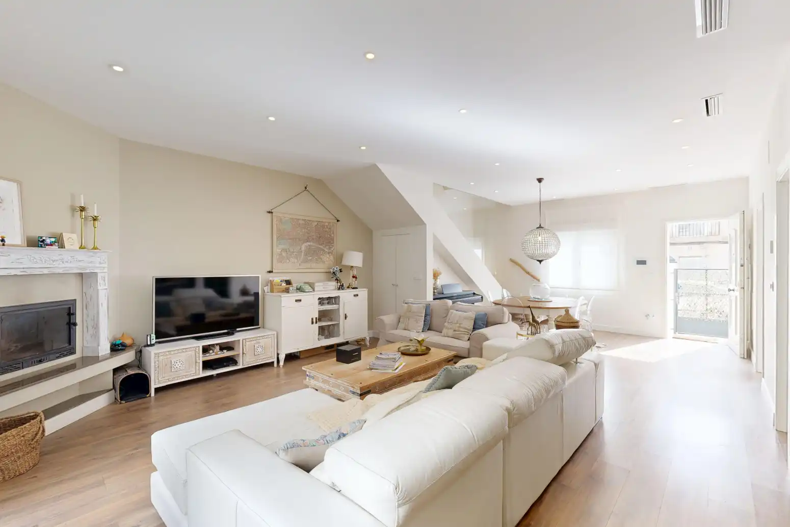 Living room of Houses for sale in Cartagena  with Air Conditioner, Parquet flooring and Terrace