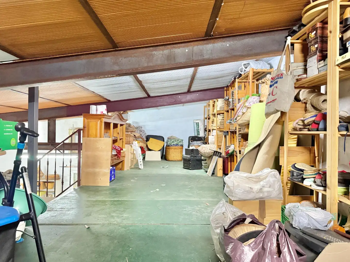 Finca rústica en venta en Piedralaves con Jardín privado, Terraza y Trastero
