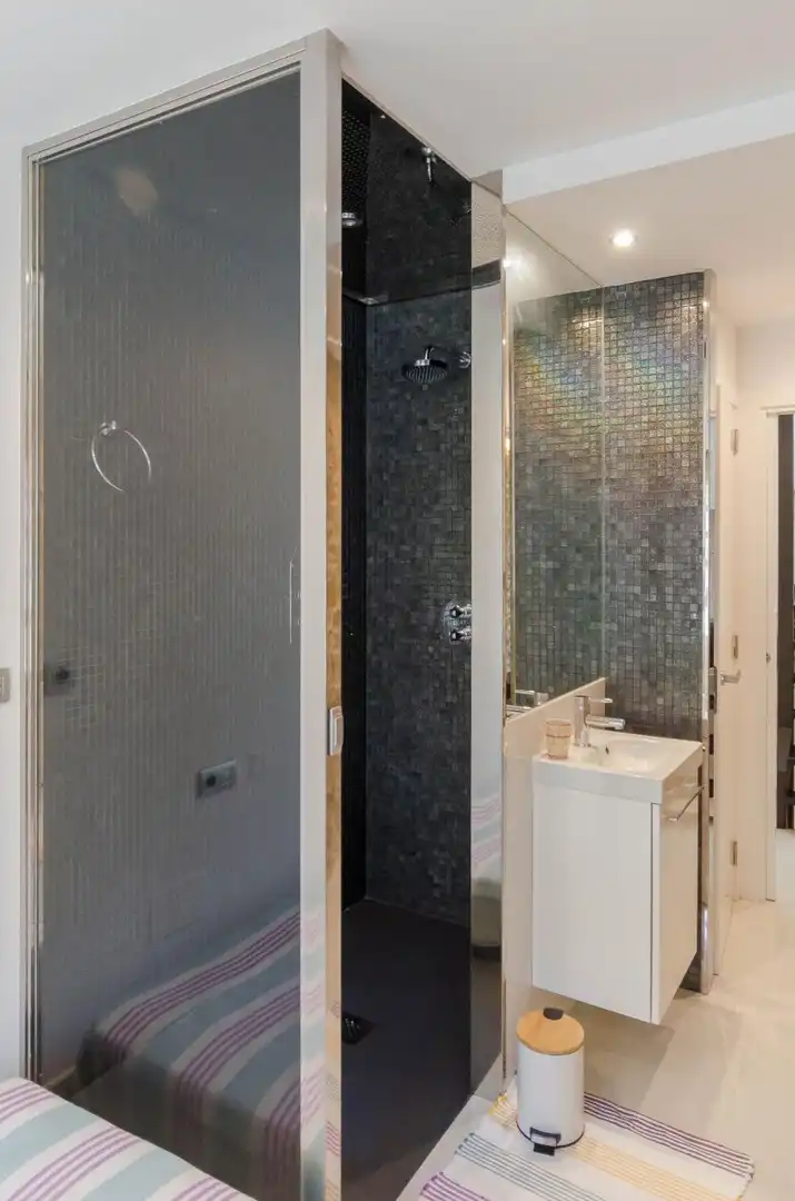 Bathroom of Houses for sale in A Coruña Capital   with Heating and Alarm