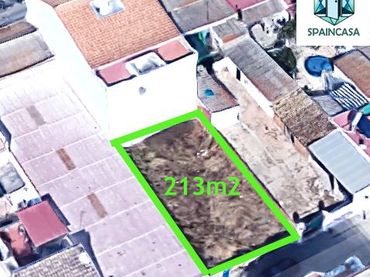 Wohnbaugrundstück zum Verkauf in Núcleo urbano