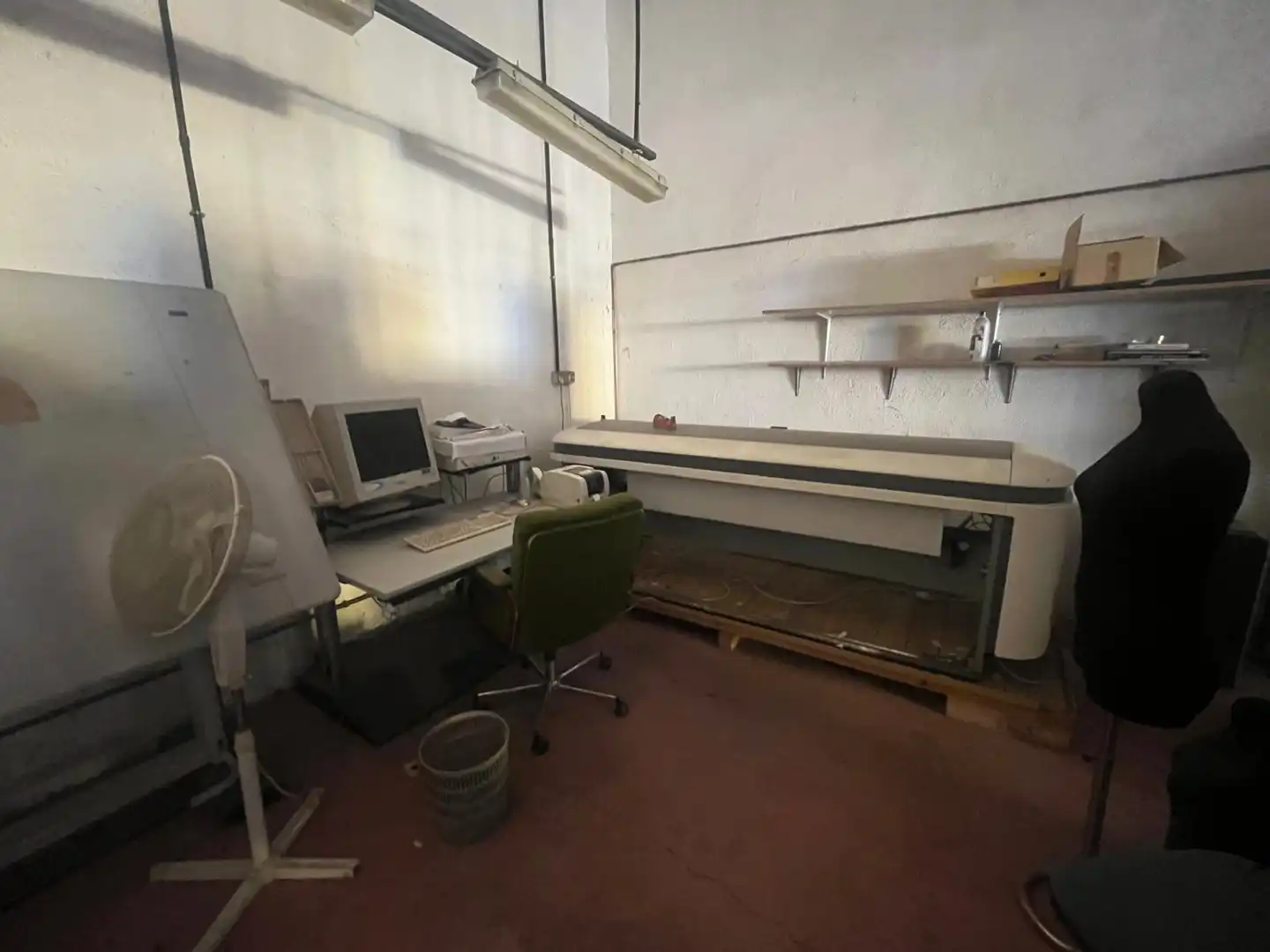 Industrial building for sale in Calle Chilluévar, imagen 7