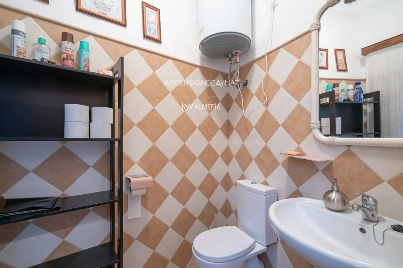 Bathroom of Houses for sale in Alhabia  with Furnished