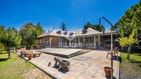 Jardí de Casa o xalet en venda en San Agustín del Guadalix amb Aire condicionat, Terrassa i Piscina