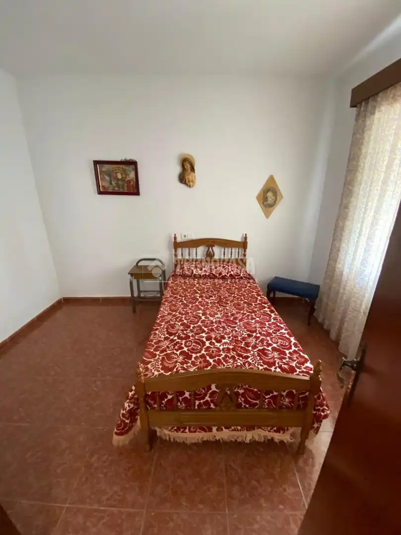 Dormitori de Casa adosada en venda en Esparragalejo amb Calefacció