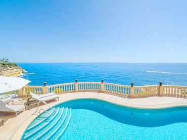 Chalet con piscina en alquiler en Sol de Mallorca
