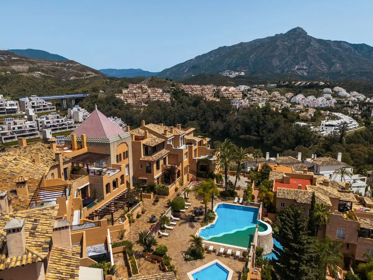 Habitatge amb piscina en venda a Nueva Andalucía, imagen 48