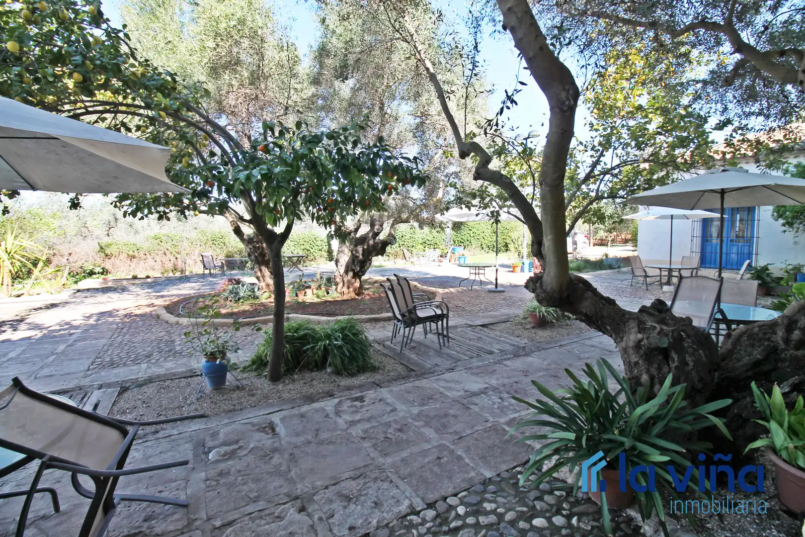 Jardín de Finca rústica en venta en Martín de la Jara con Aire acondicionado, Jardín privado y Trastero