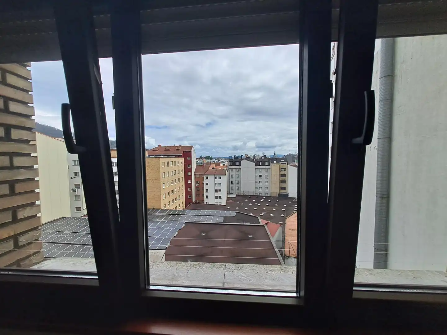 Terrassa de Pis en venda en Oviedo  amb Traster