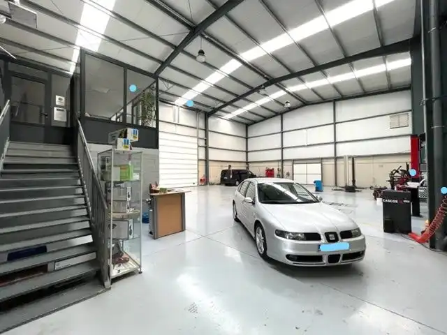Nau industrial en venda en Ponferrada